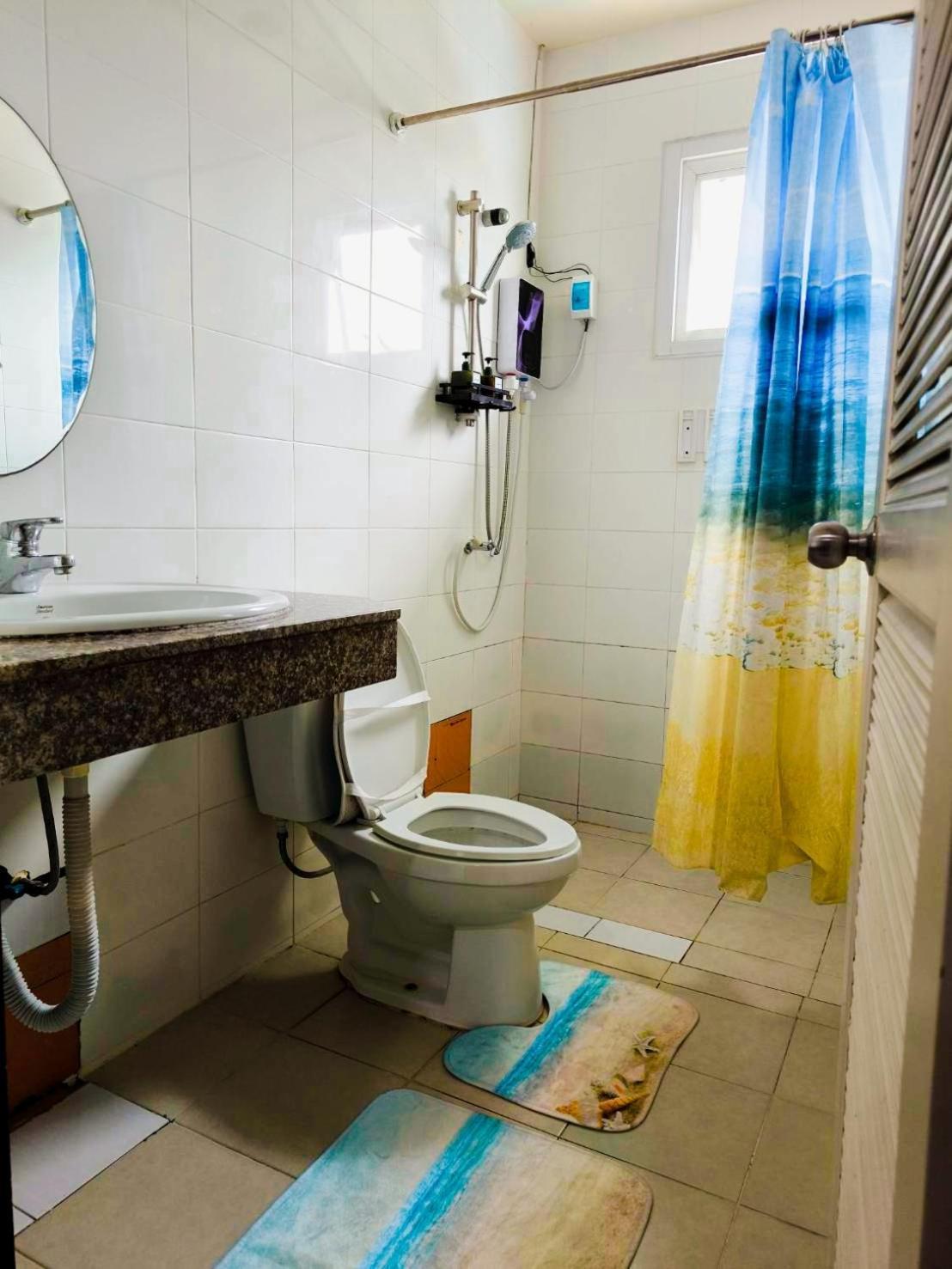 Nu Phuket Airport Resident 1 Bed and Breakfast Nai Yang Beach Rum bild