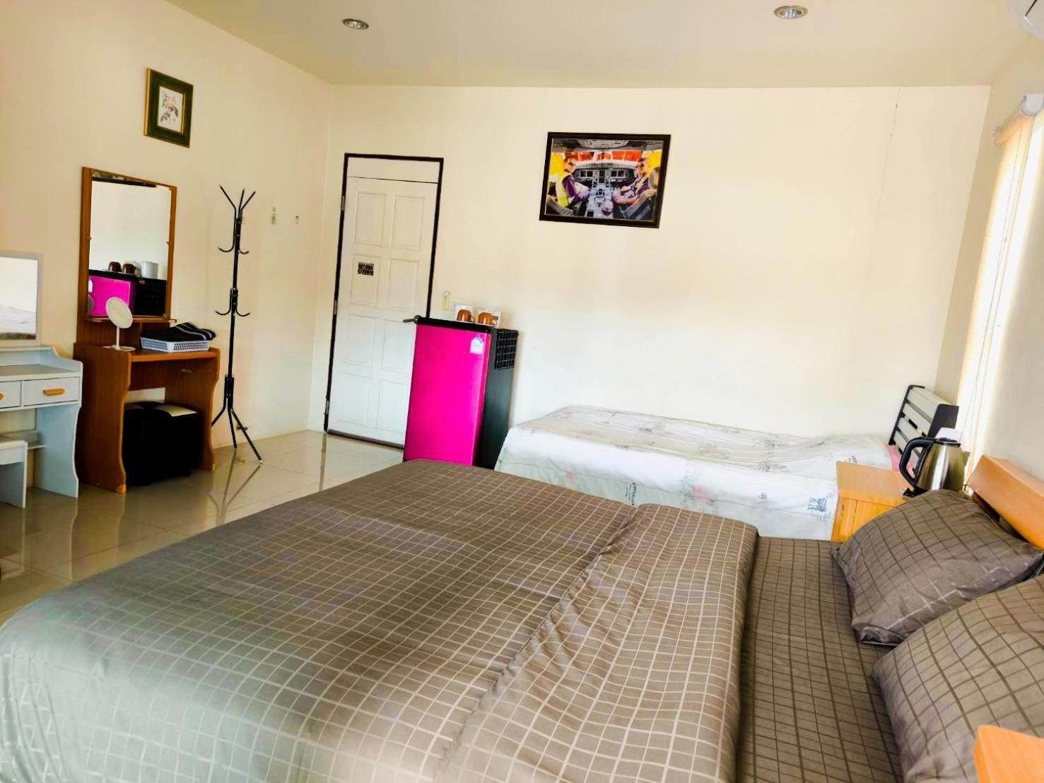 Nu Phuket Airport Resident 1 Bed and Breakfast Nai Yang Beach Exteriör bild