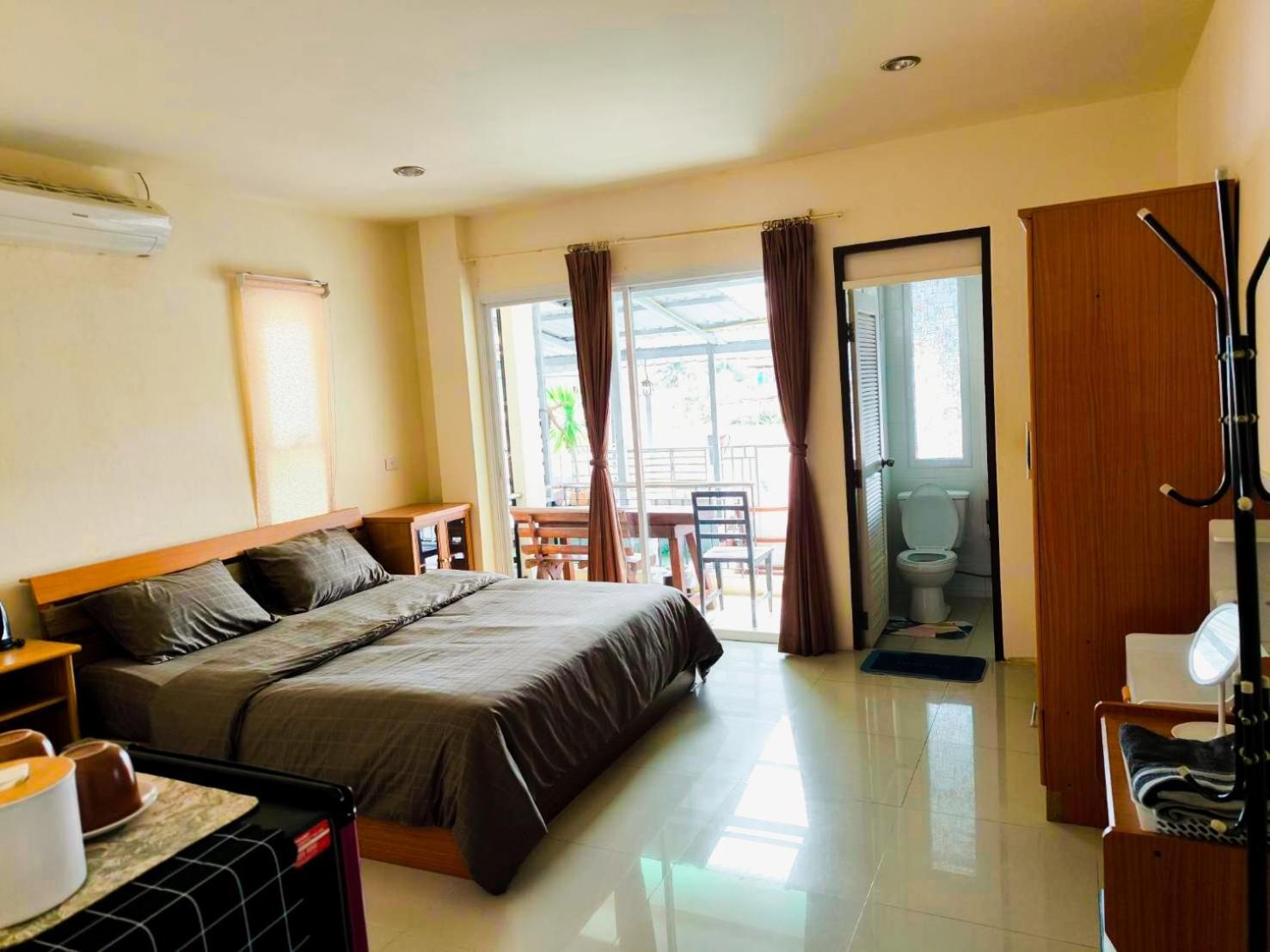 Nu Phuket Airport Resident 1 Bed and Breakfast Nai Yang Beach Exteriör bild